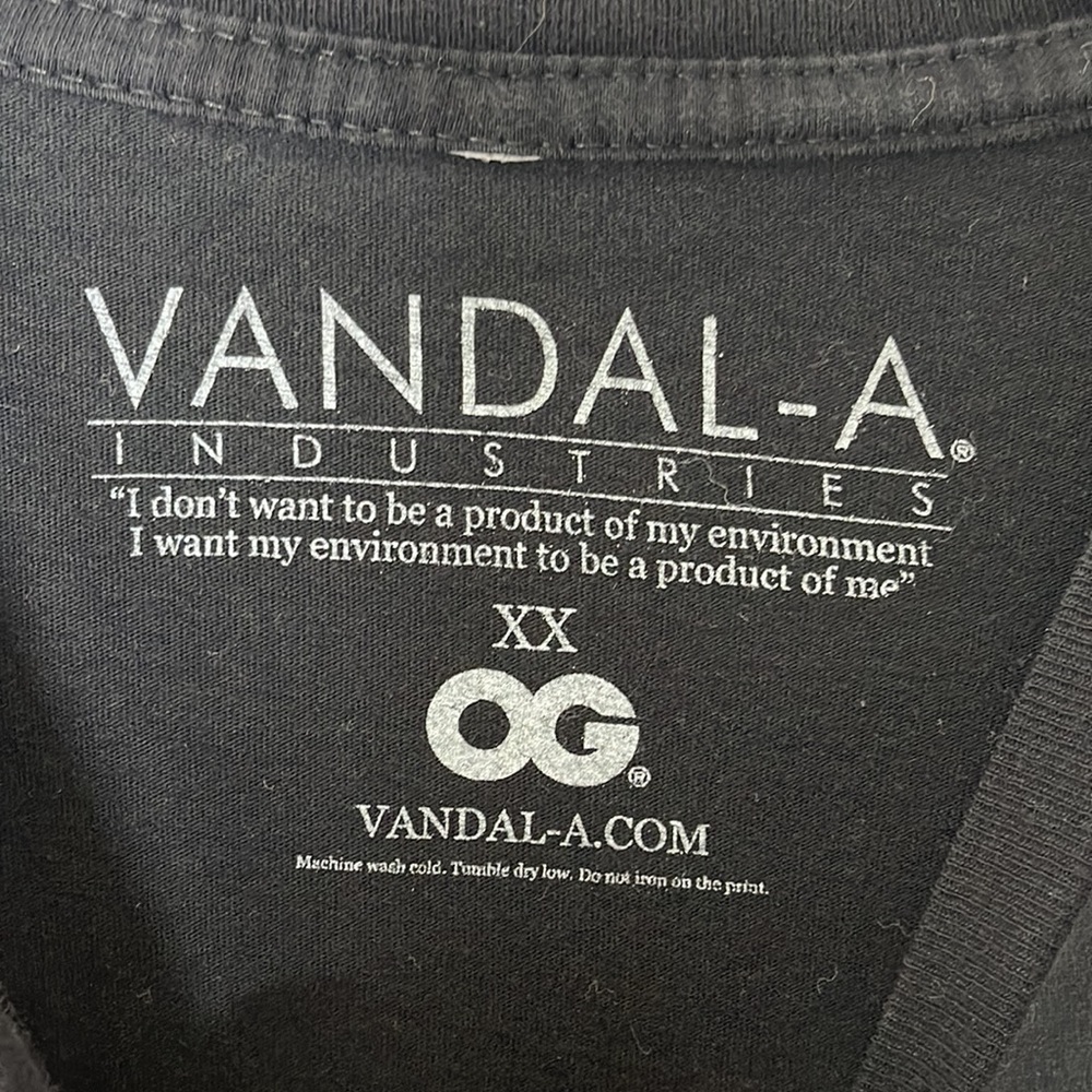 ❤️ VANDAL-A OG Black T Shirt (Authentic) Culture ￼Upsides Down Size XXL - Picture 4 of 5